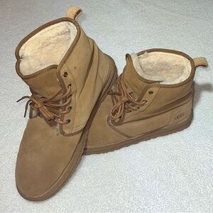 UGG Harkley  mid top fleece lined size 15 brown
